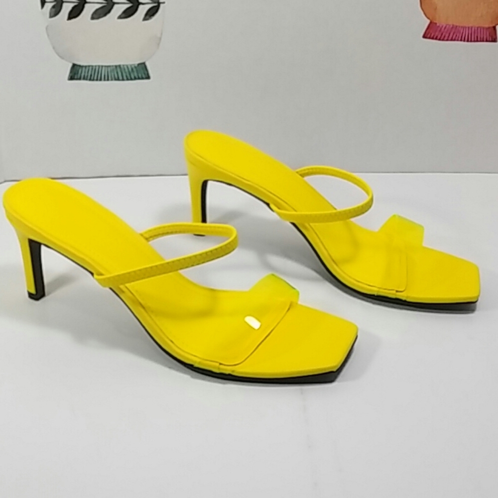 🆕Neon Yellow Slip On Double Band Vamp Mule Heel🆕 - Picture 2 of 7
